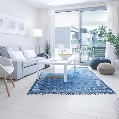 Vg- 2 Bedroom In Luxury Development Apartment Estepona